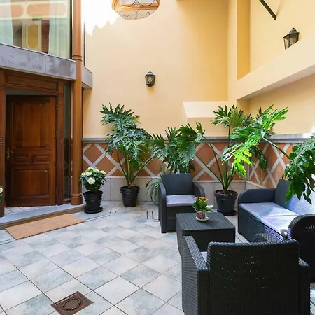 Casa Miraflores Pensión